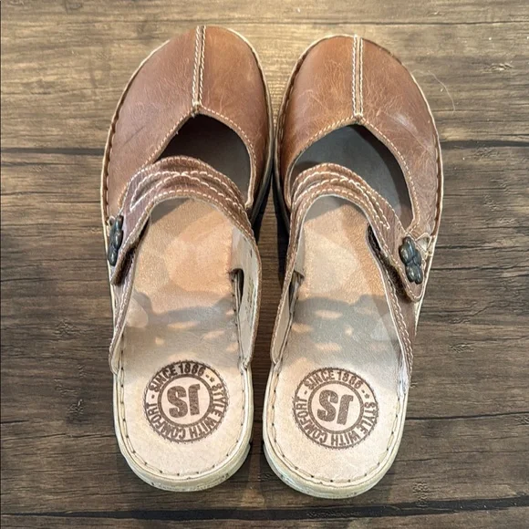 Josef Seibel Women’s Brown Leather Slip-Ons - Picture 2 of 12